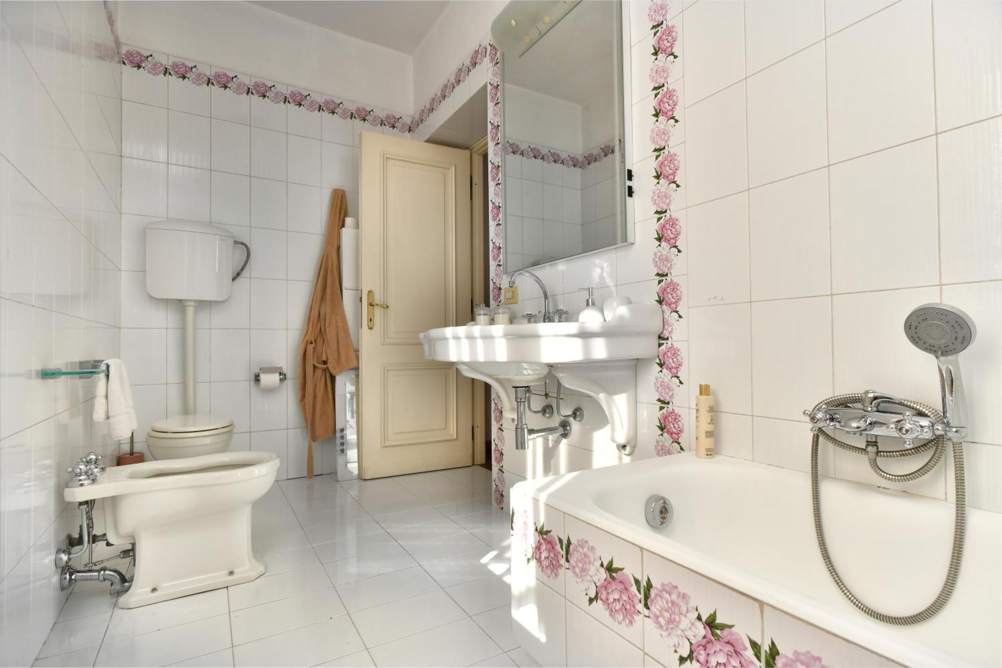 Trevi Charme Apartment Rome Exterior photo